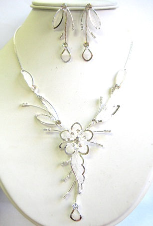 Flower Necklace Set